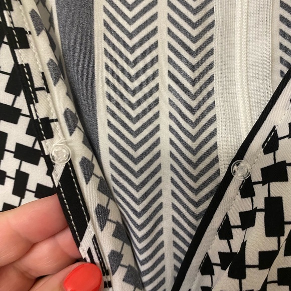 Bloomchic geometric contrast dolman sleeve pocket belted wrap jumpsuit - Picture 6 of 10